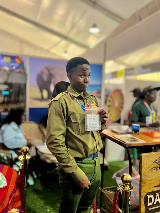 MKTE 2026 team member with expo badge